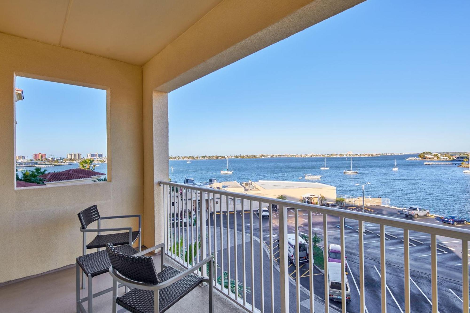 Courtyard By Marriott St. Petersburg Clearwater/Madeira Beach Exterior foto