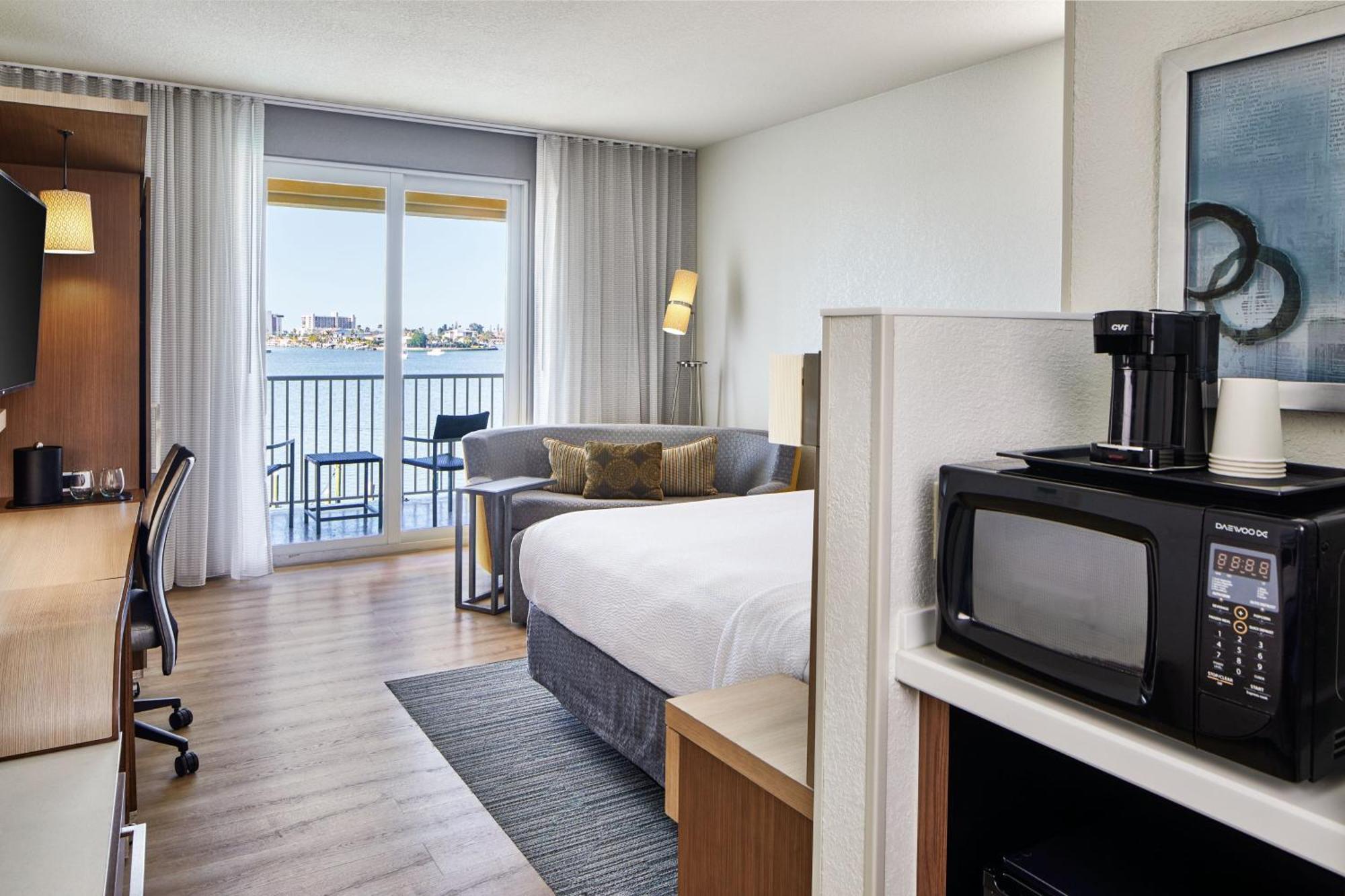 Courtyard By Marriott St. Petersburg Clearwater/Madeira Beach Exterior foto