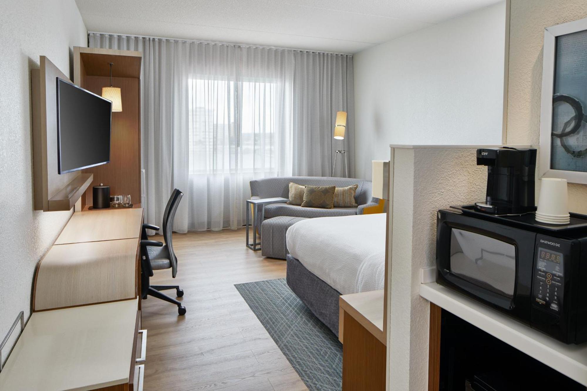 Courtyard By Marriott St. Petersburg Clearwater/Madeira Beach Exterior foto